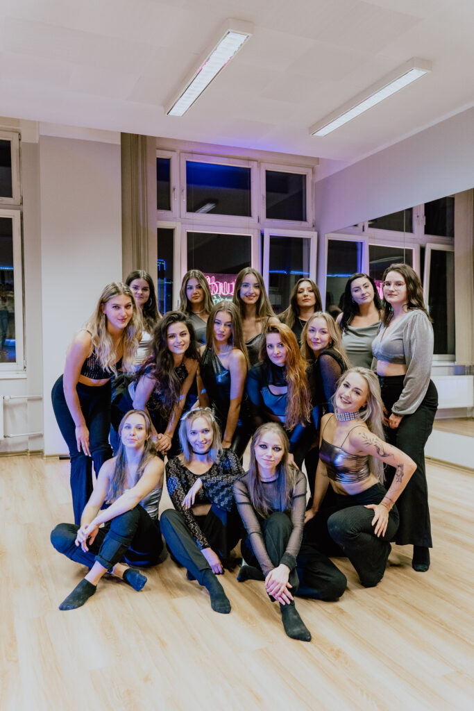 Female Choreo