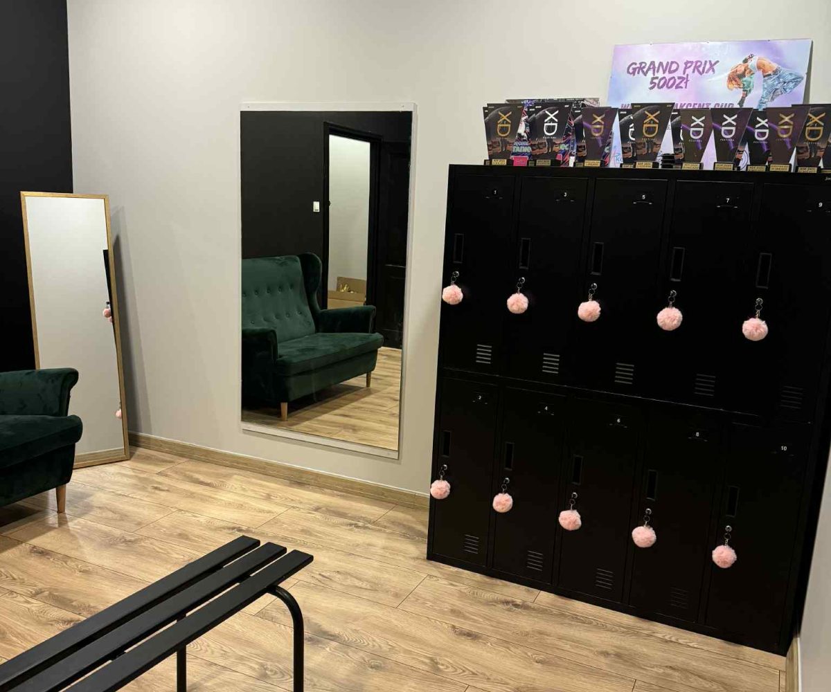 Szatnia 2 Modern Centrum